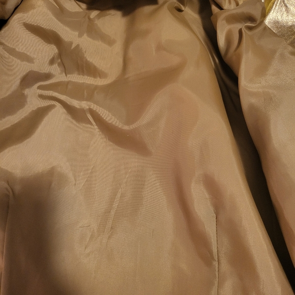 - Newport News Jeanology Metallic Gold Jacket - Picture 4 of 4